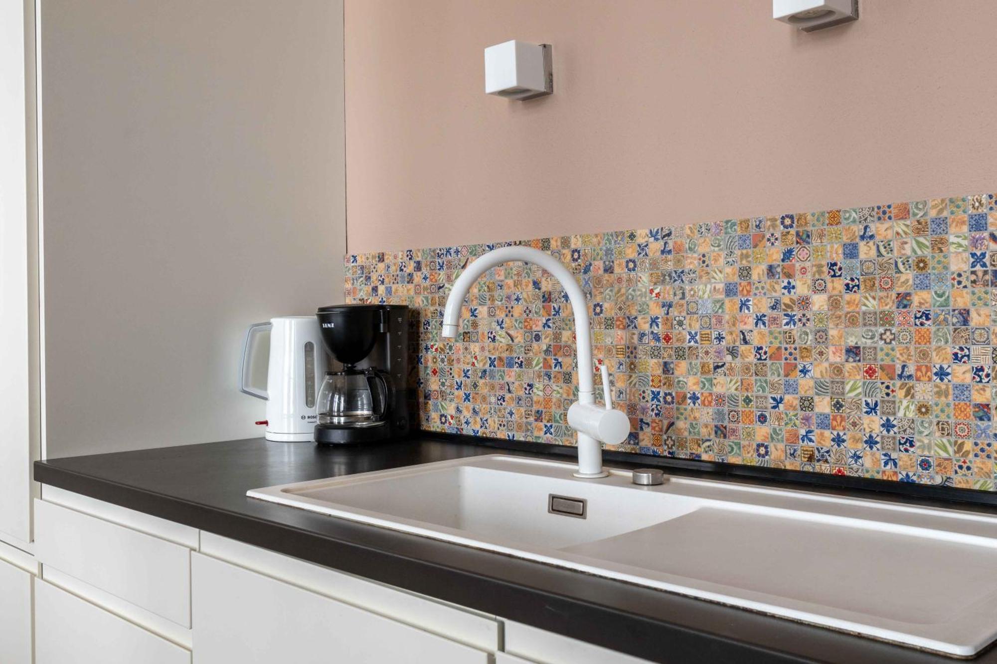 Deluxe At Perfect Location Apartament *